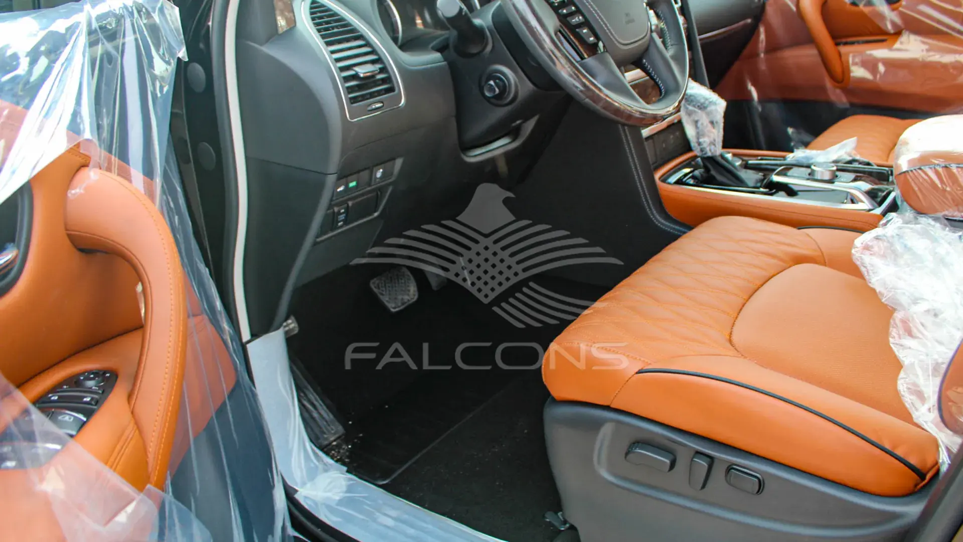 PLATINUM CITY 5.6L V8 AT - Image 17