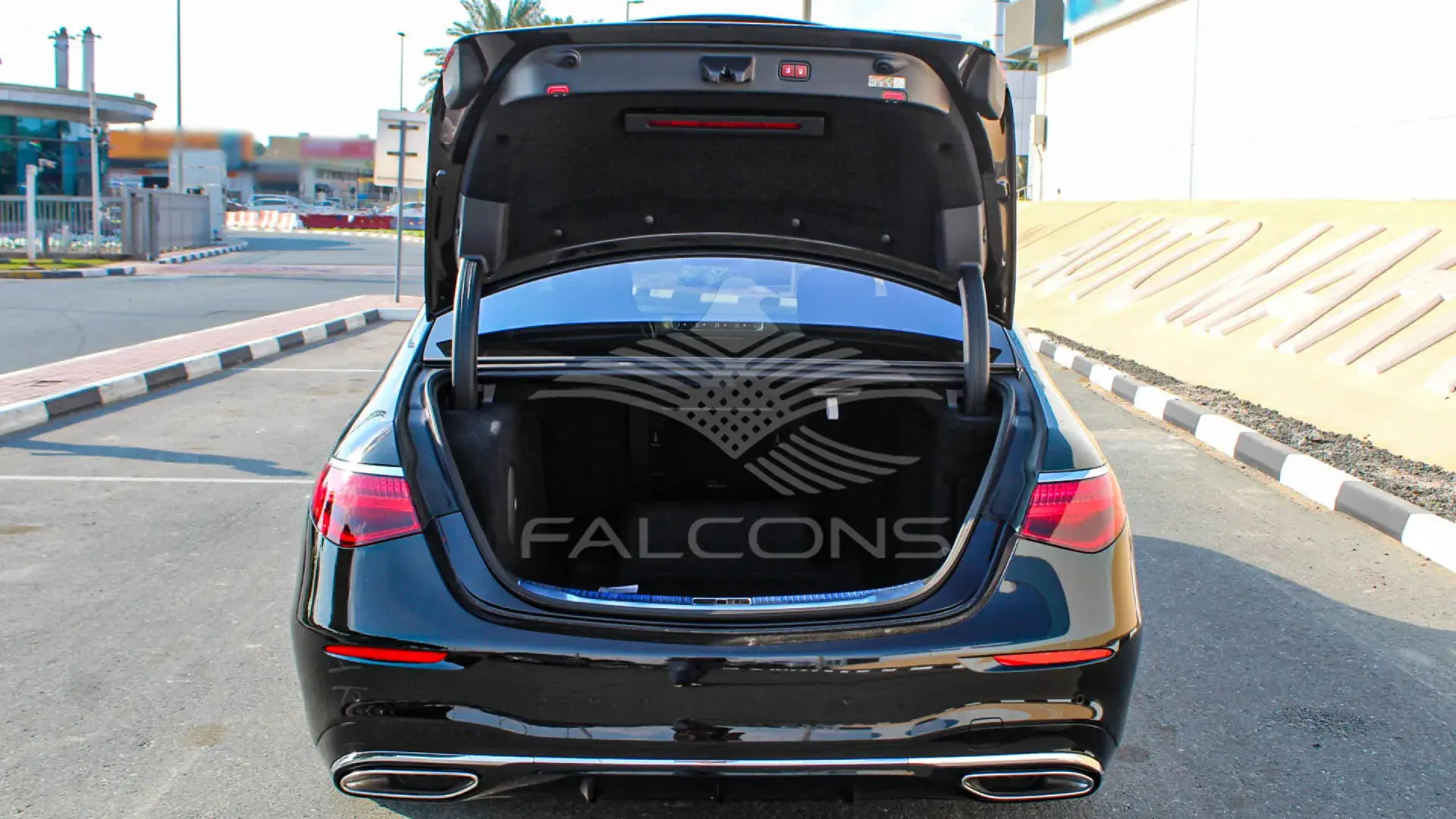 4MATIC 4.0L V8 9AT 2023 - Image 4