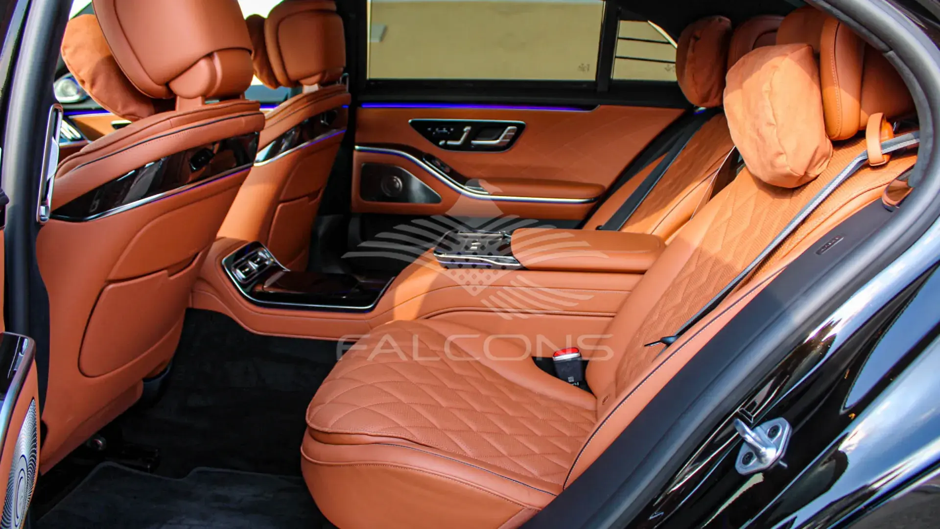 4MATIC 4.0L V8 9AT 2023 - Image 9