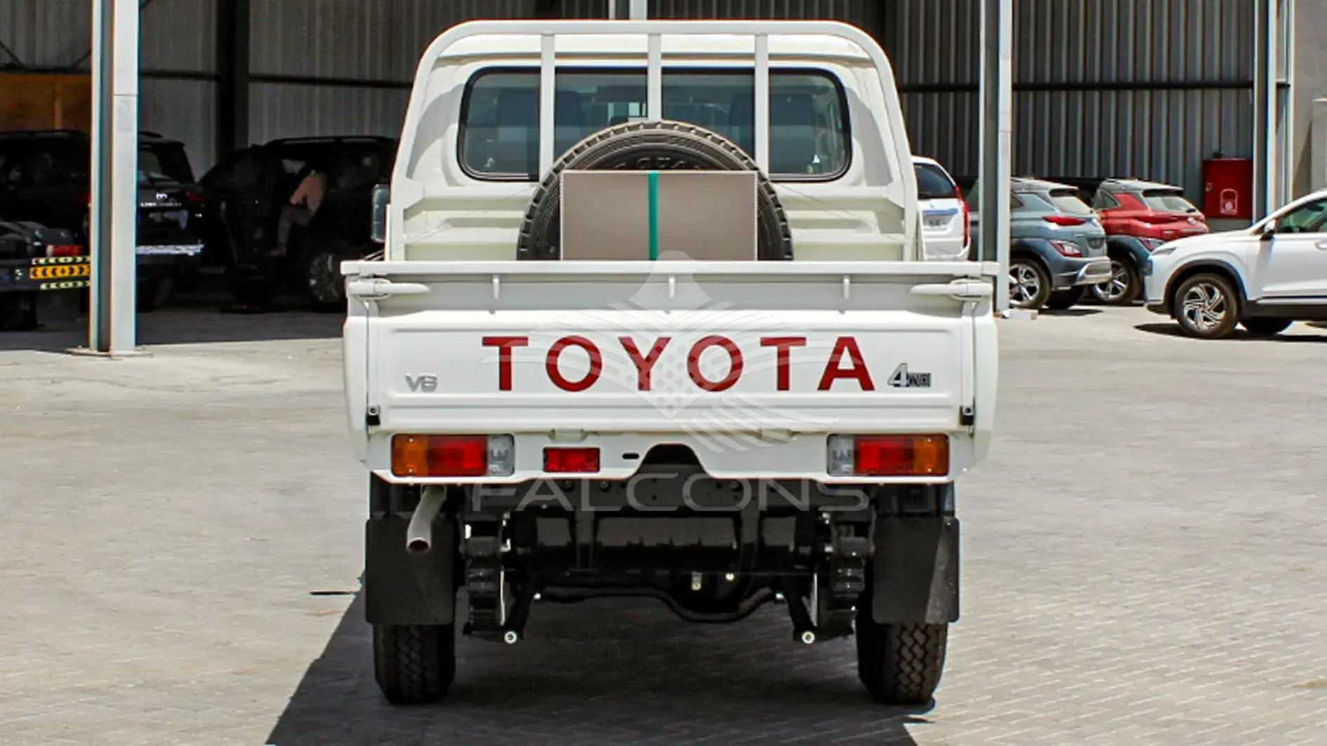 4.5L V8 DC Turbo Diesel - 6 Seater MT - Image 4