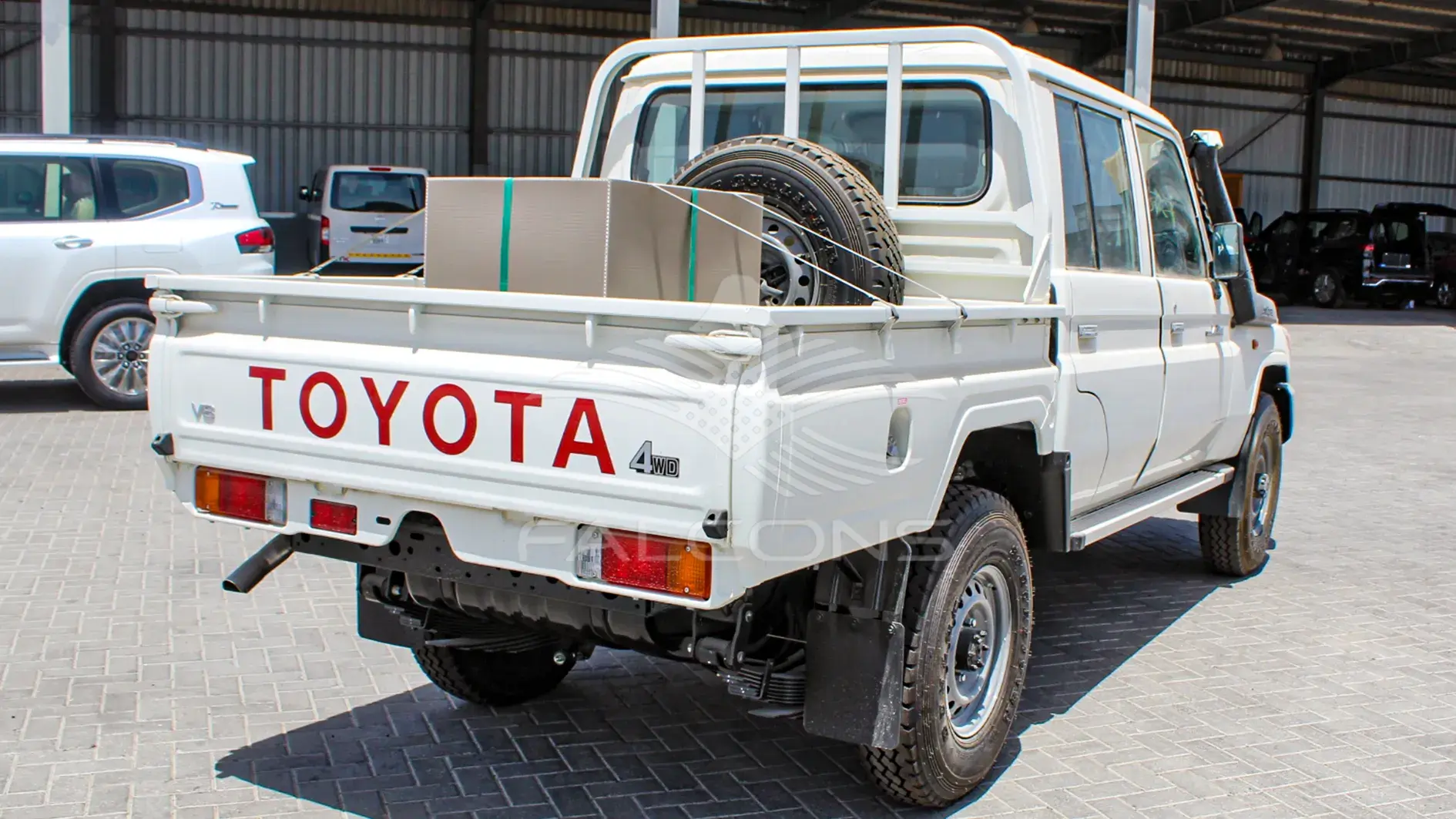 4.5L V8 DC Turbo Diesel - 6 Seater MT - Image 18