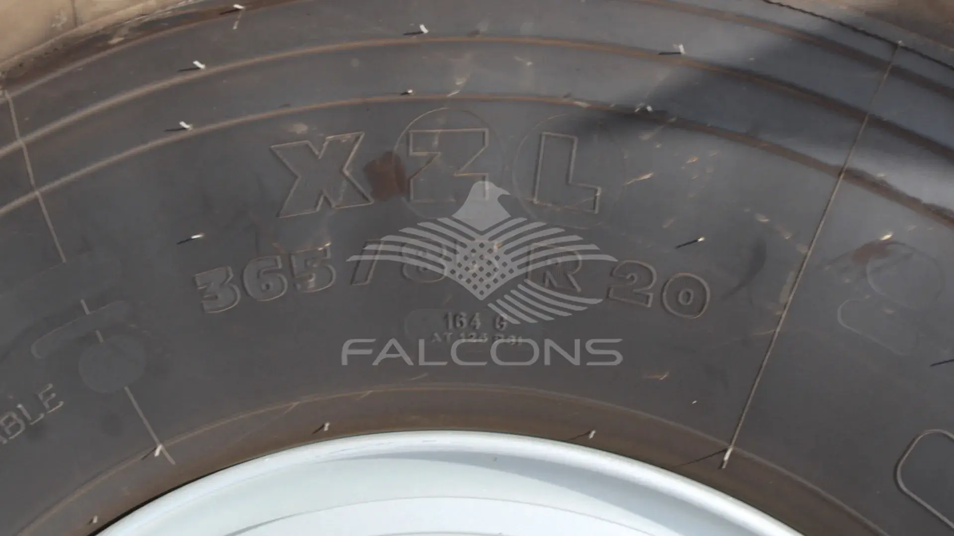 7.0L D14 HIGH 4X4 E6 - Image 8