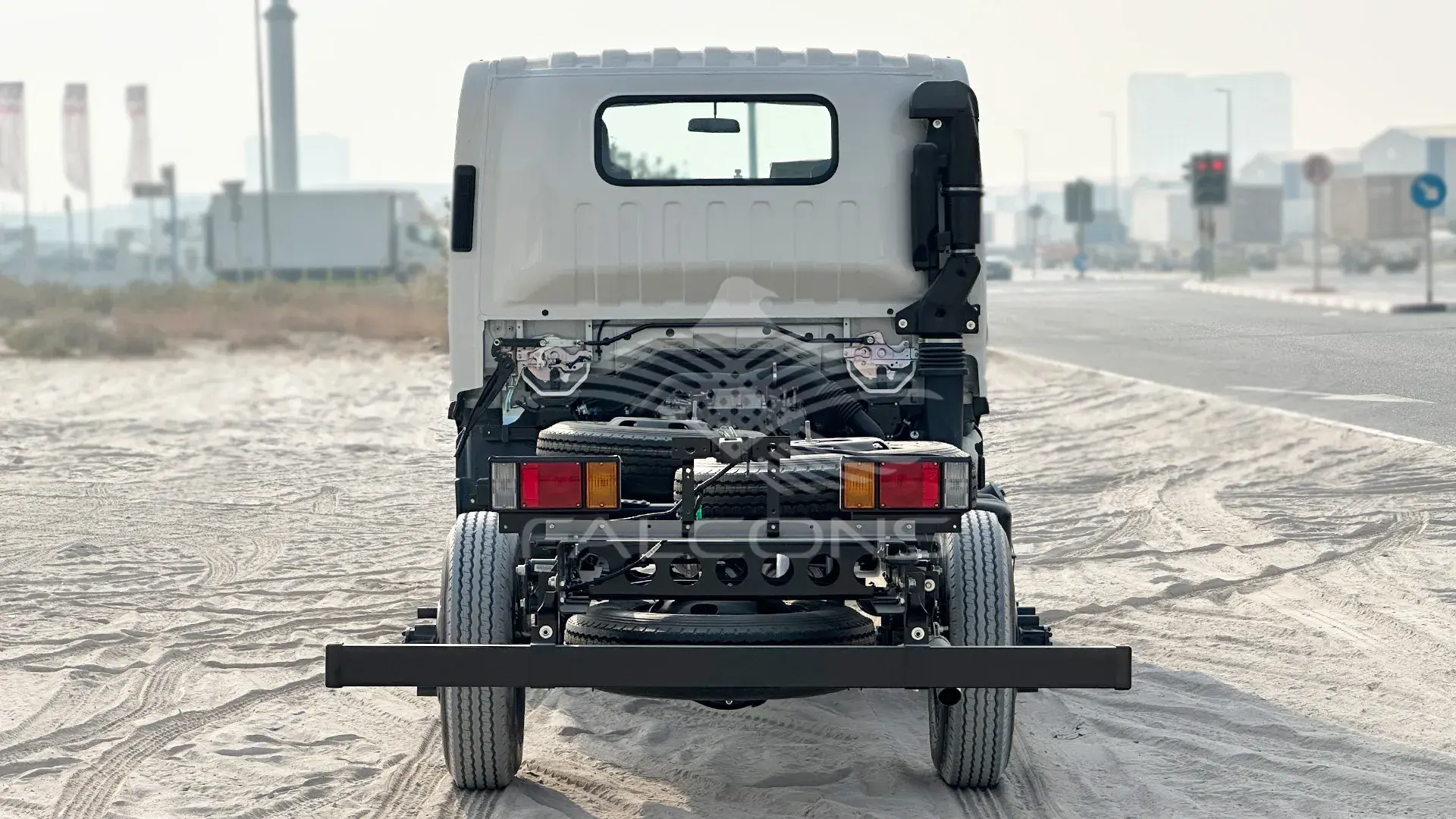 4.6L 71H 4.6L CHASIS SPL MT - Image 3