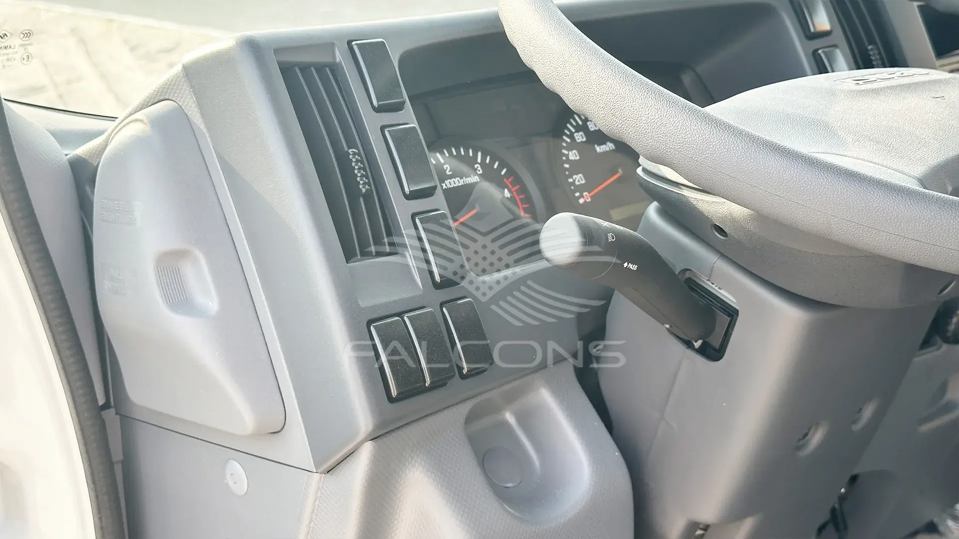 4.6L 71H 4.6L CHASIS SPL MT - Image 12