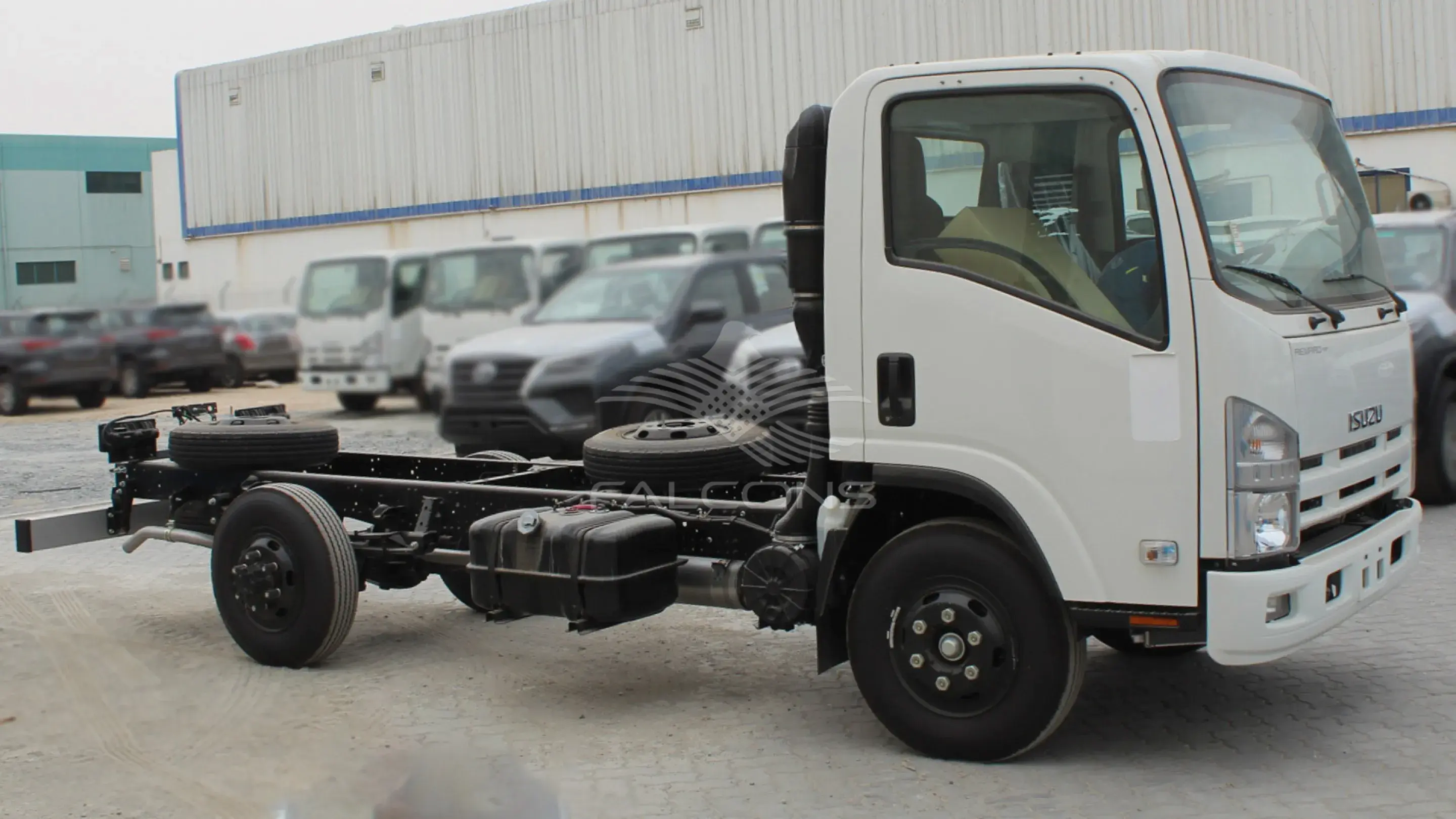 4570 cc TRUCK CAB CHASSIS 4X2 DIESEL MT - Image 5
