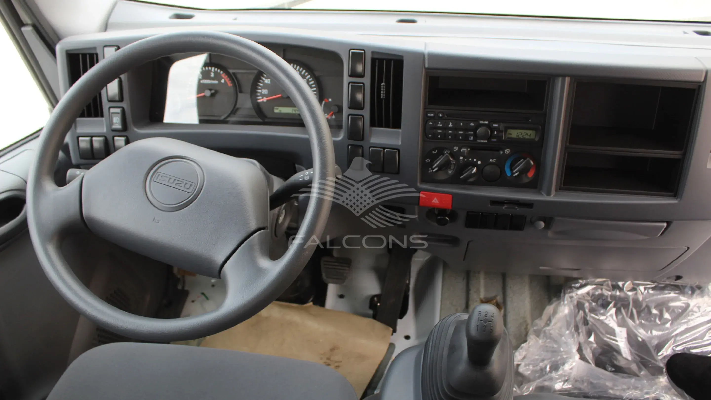 4570 cc TRUCK CAB CHASSIS 4X2 DIESEL MT - Image 14