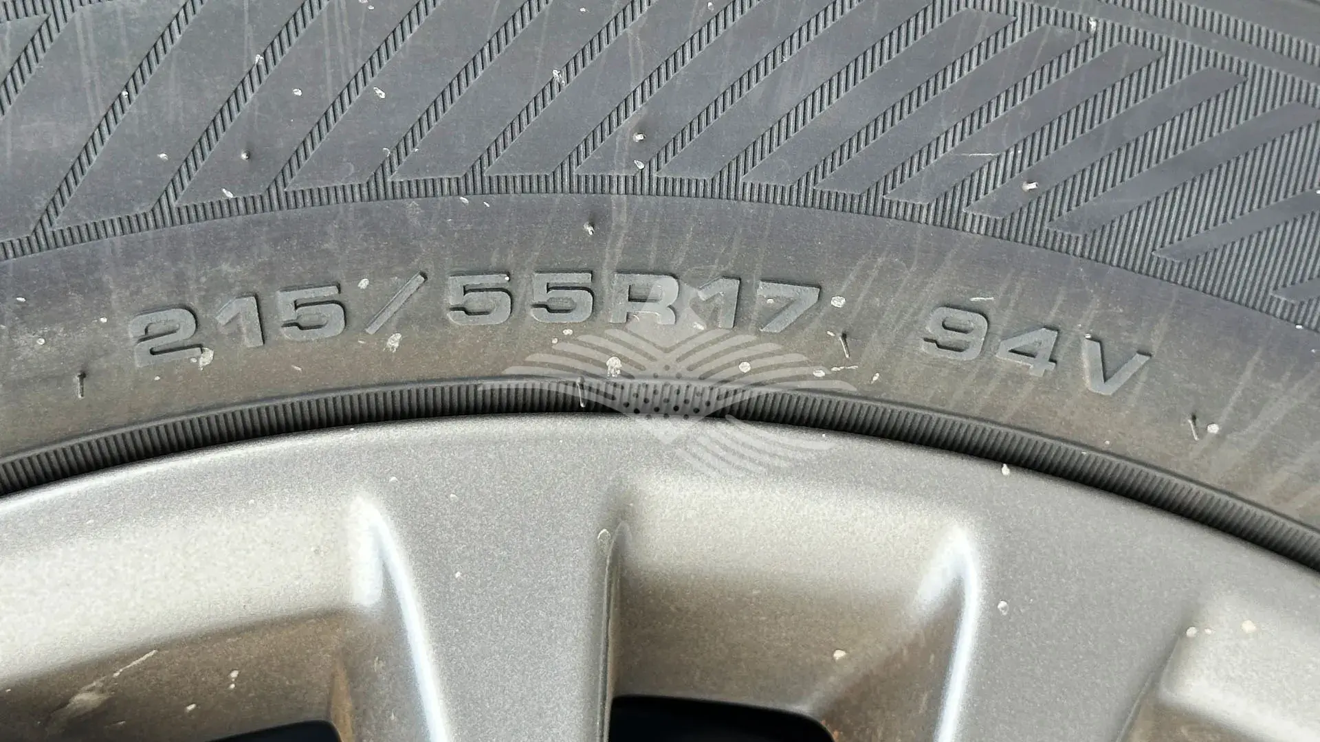 2.0 GVP LUXURY AT - Image 8