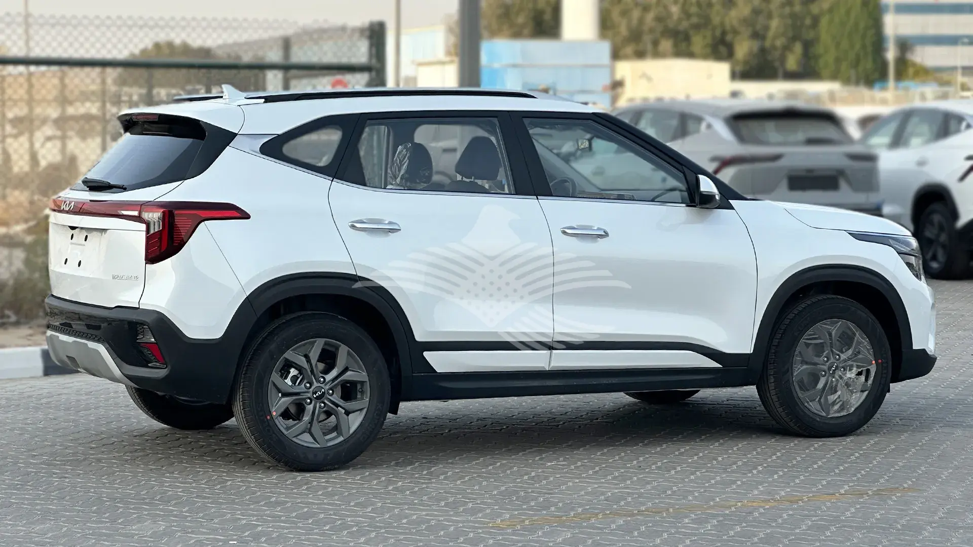 1.5L CVT Luxury - Image 4