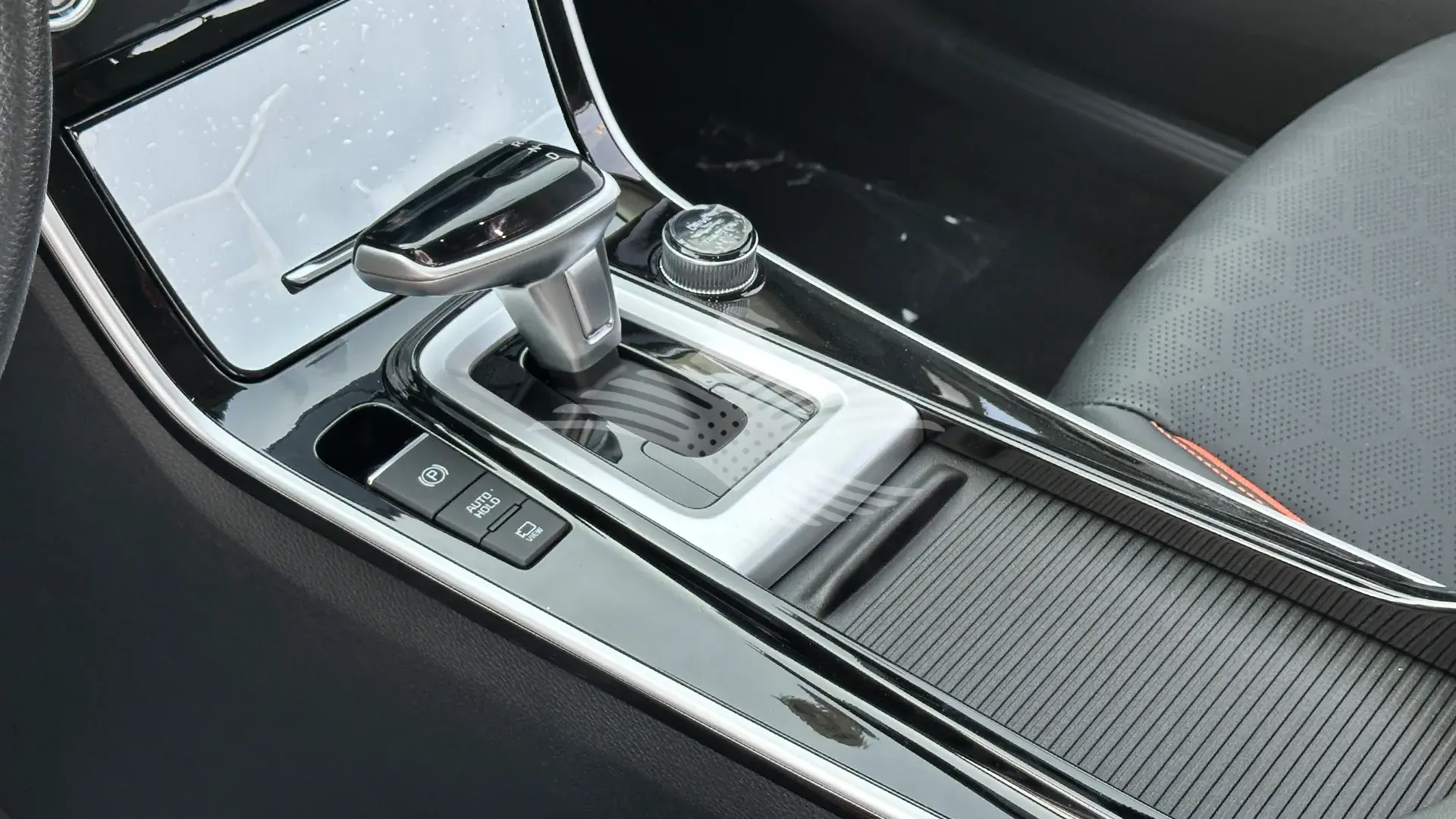 1.5L CVT Luxury - Image 15