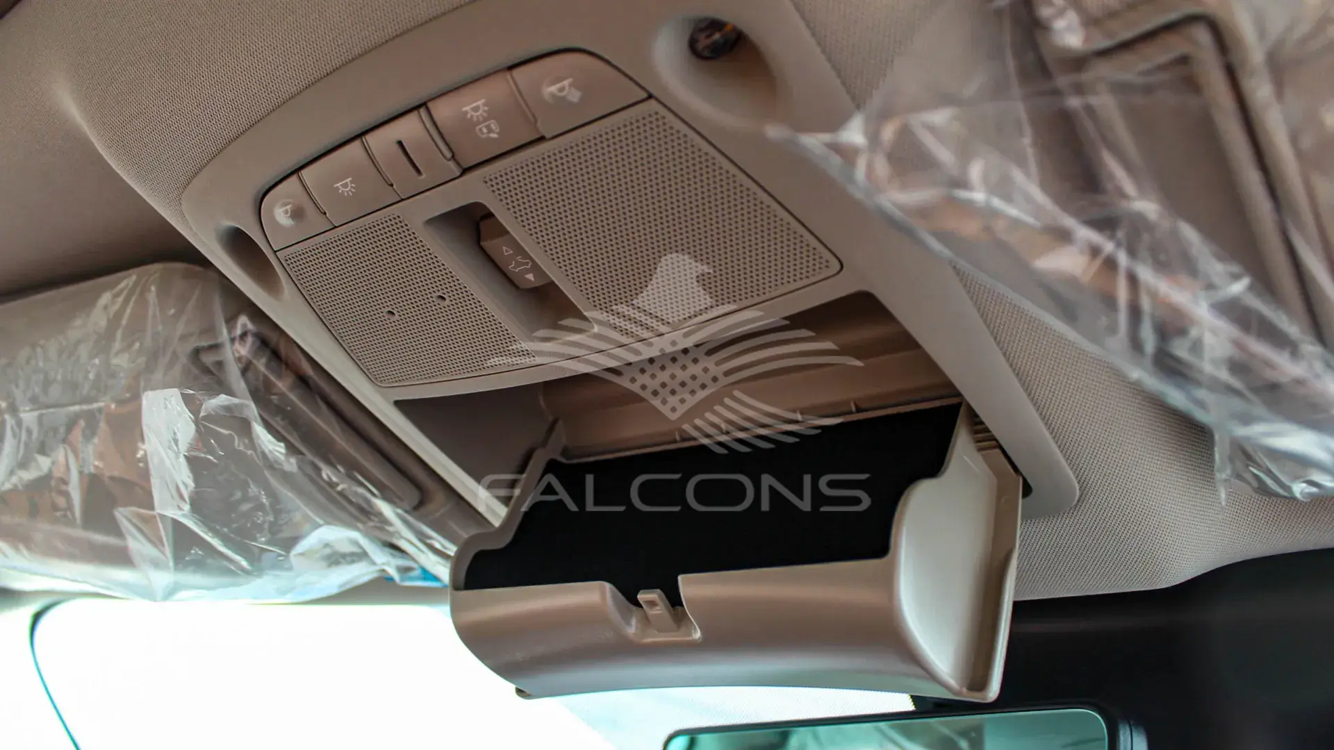PLATINUM CITY 5.6L V8 AT - Image 5