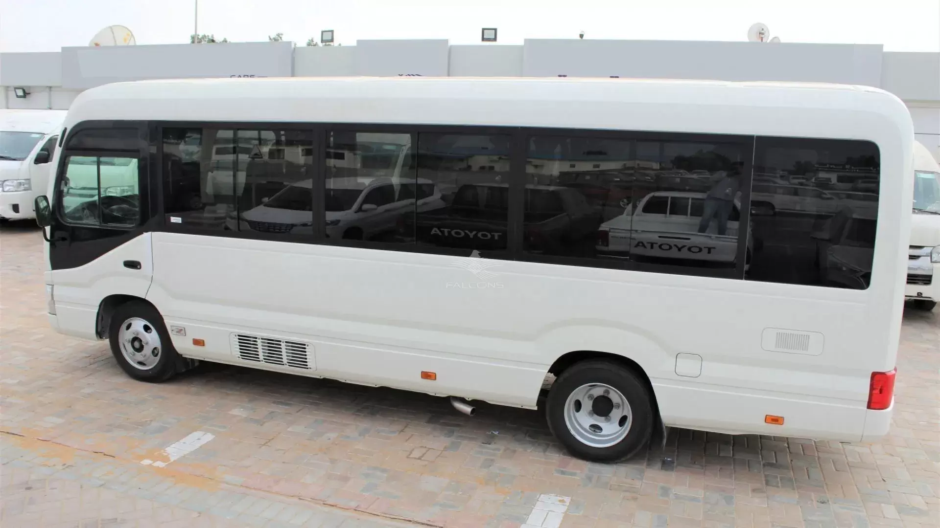 4.2L MT 2024 - Image 5