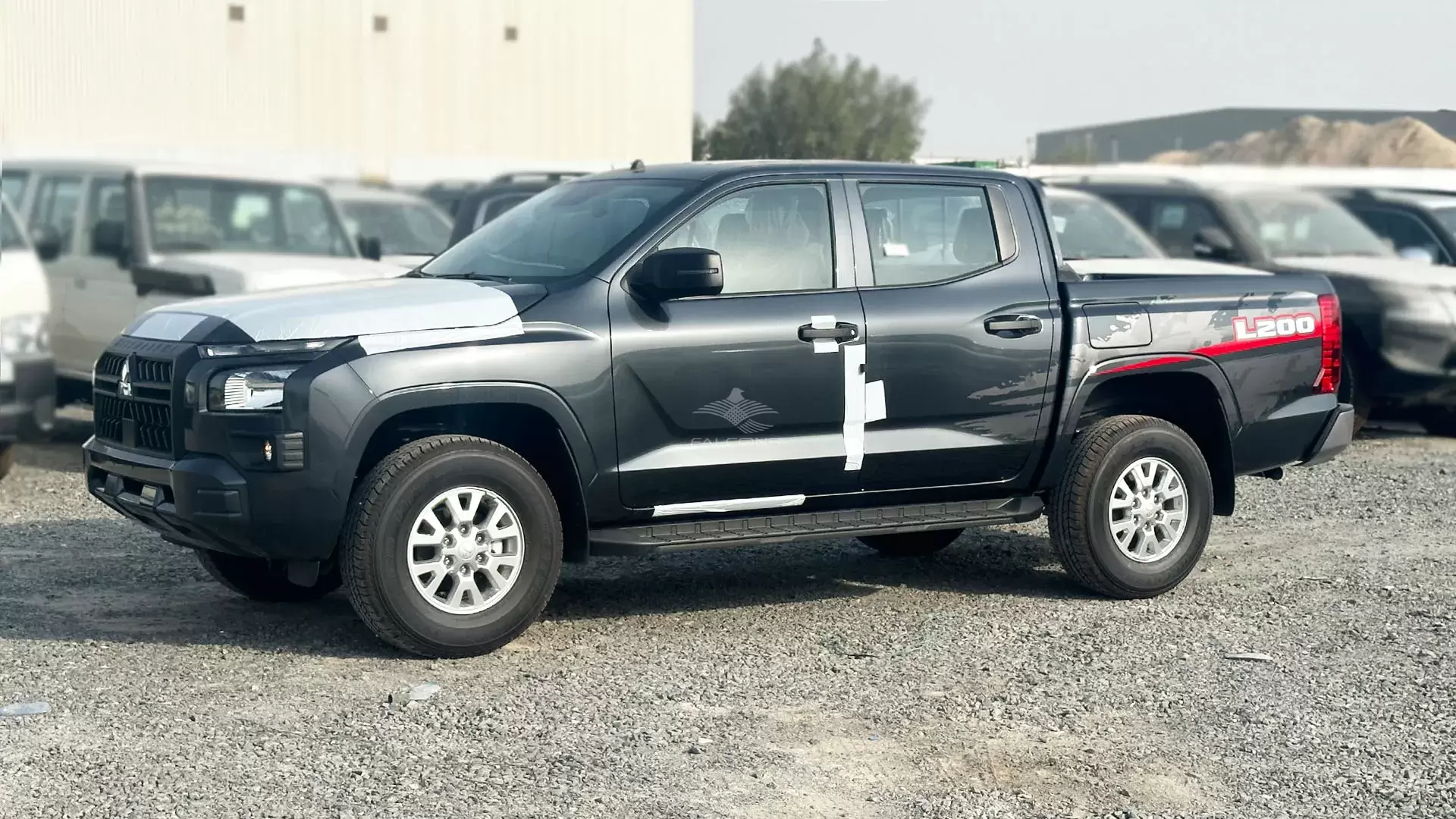 2.4L GLX New Face DC 4WD 5MT - Image 3