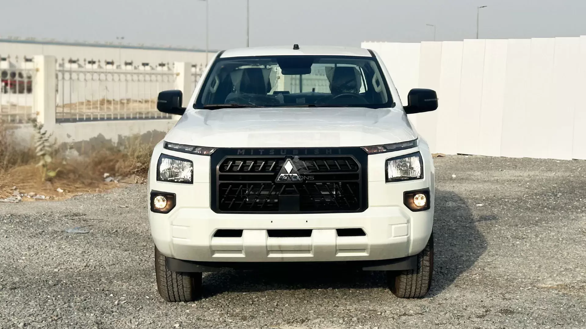 2.4L GLX New Face DC 4WD 5MT - Image 8