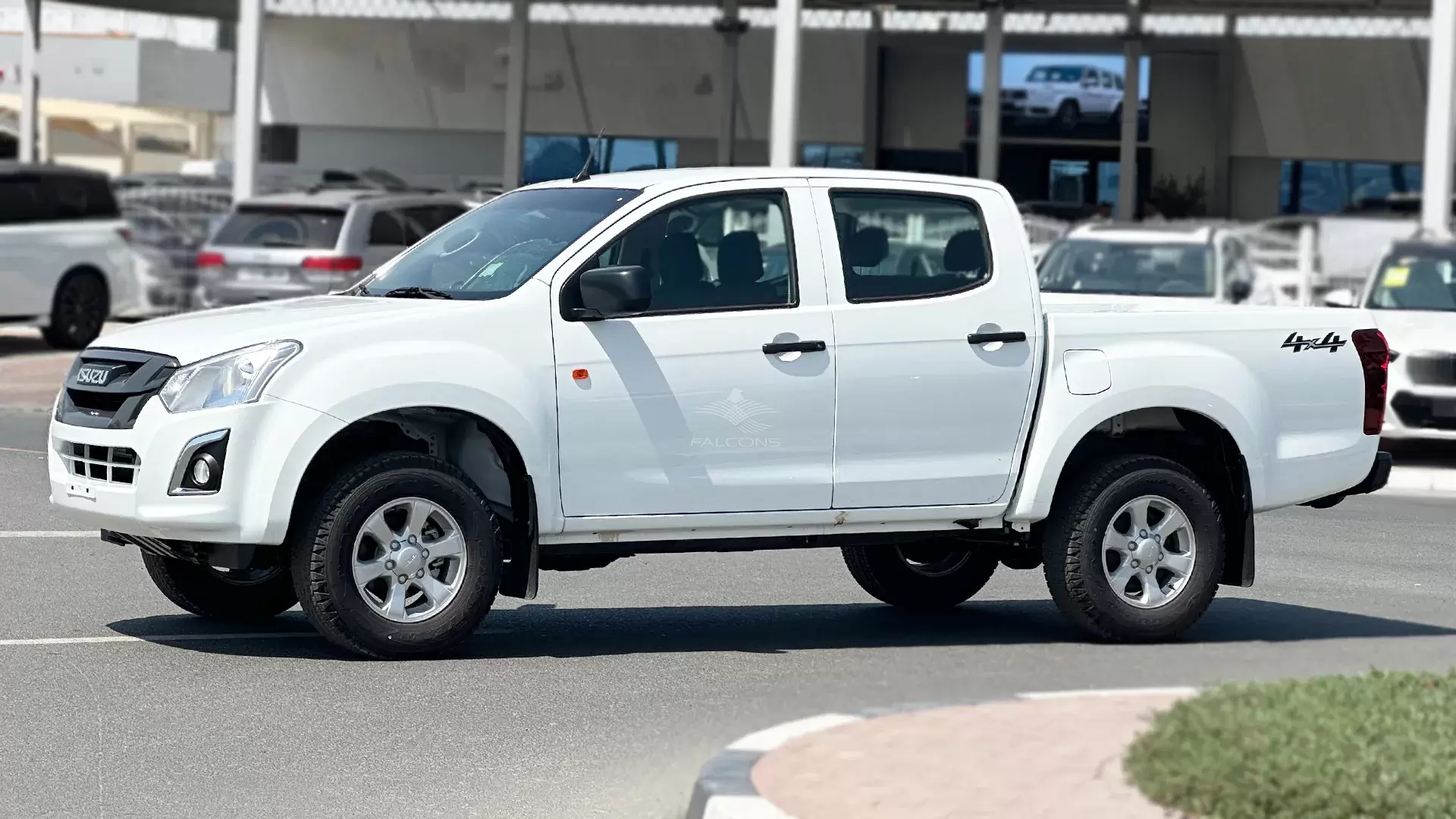 2.5L DC 4X4 PWR A/W ABS Remote MT