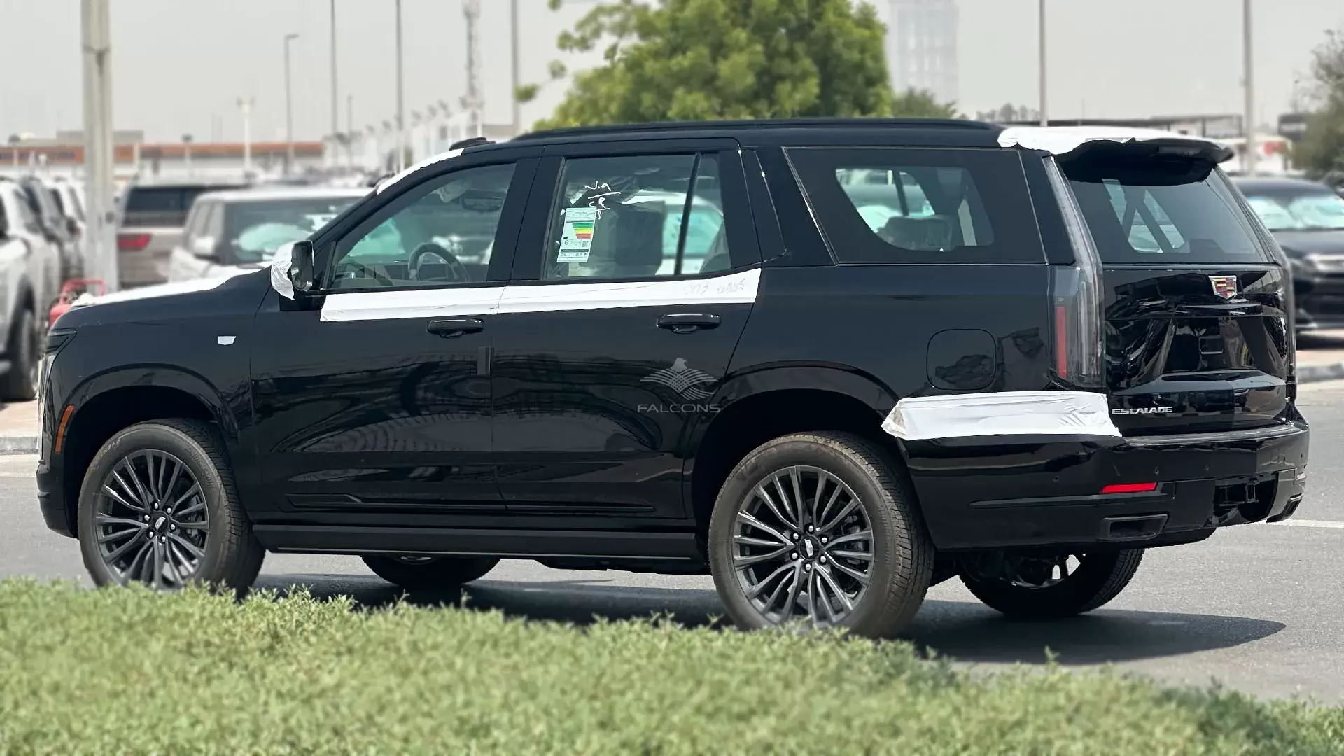 6.2L Sport Platinum 4WD AT - Image 2