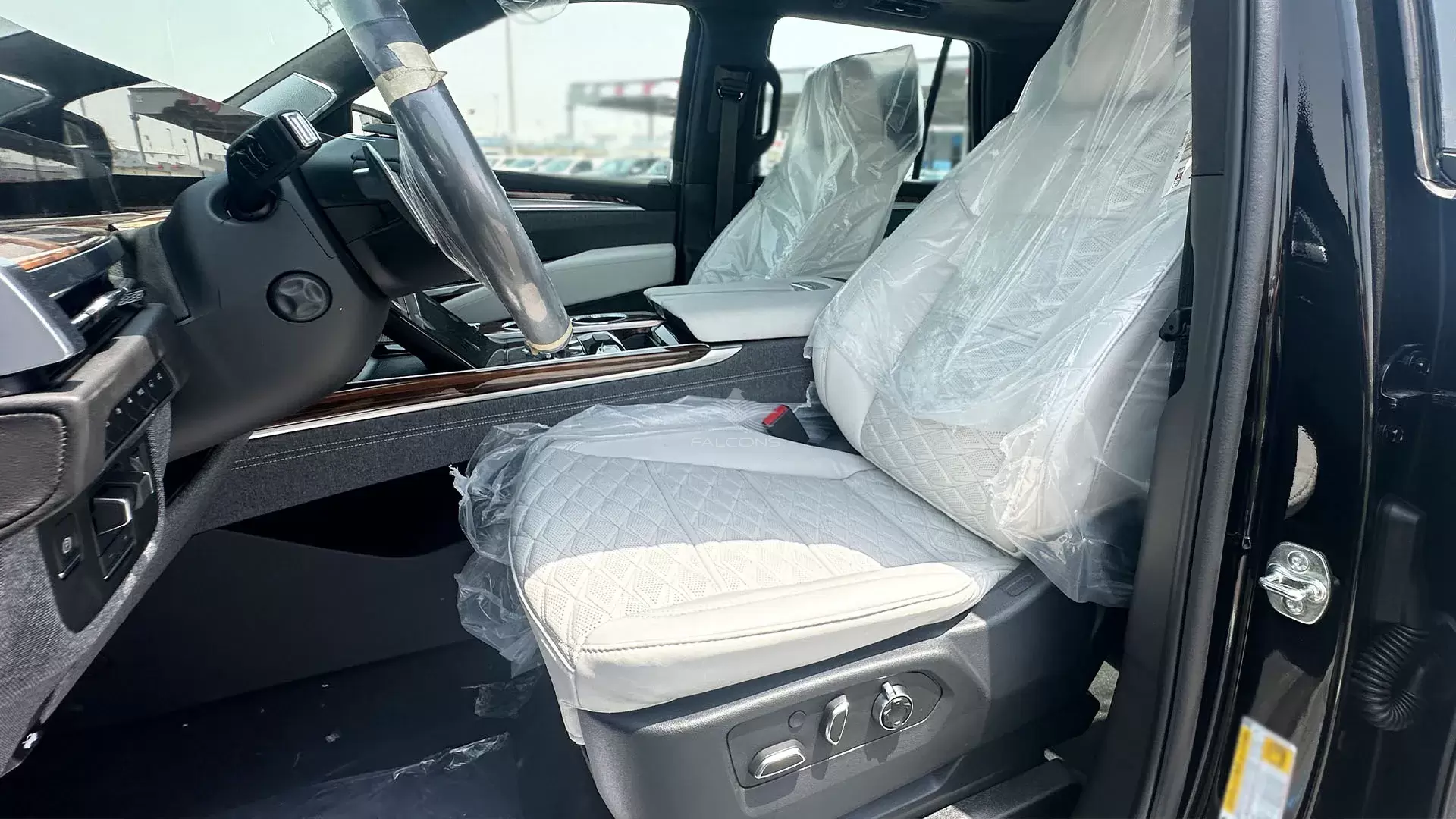 6.2L Sport Platinum 4WD AT - Image 11