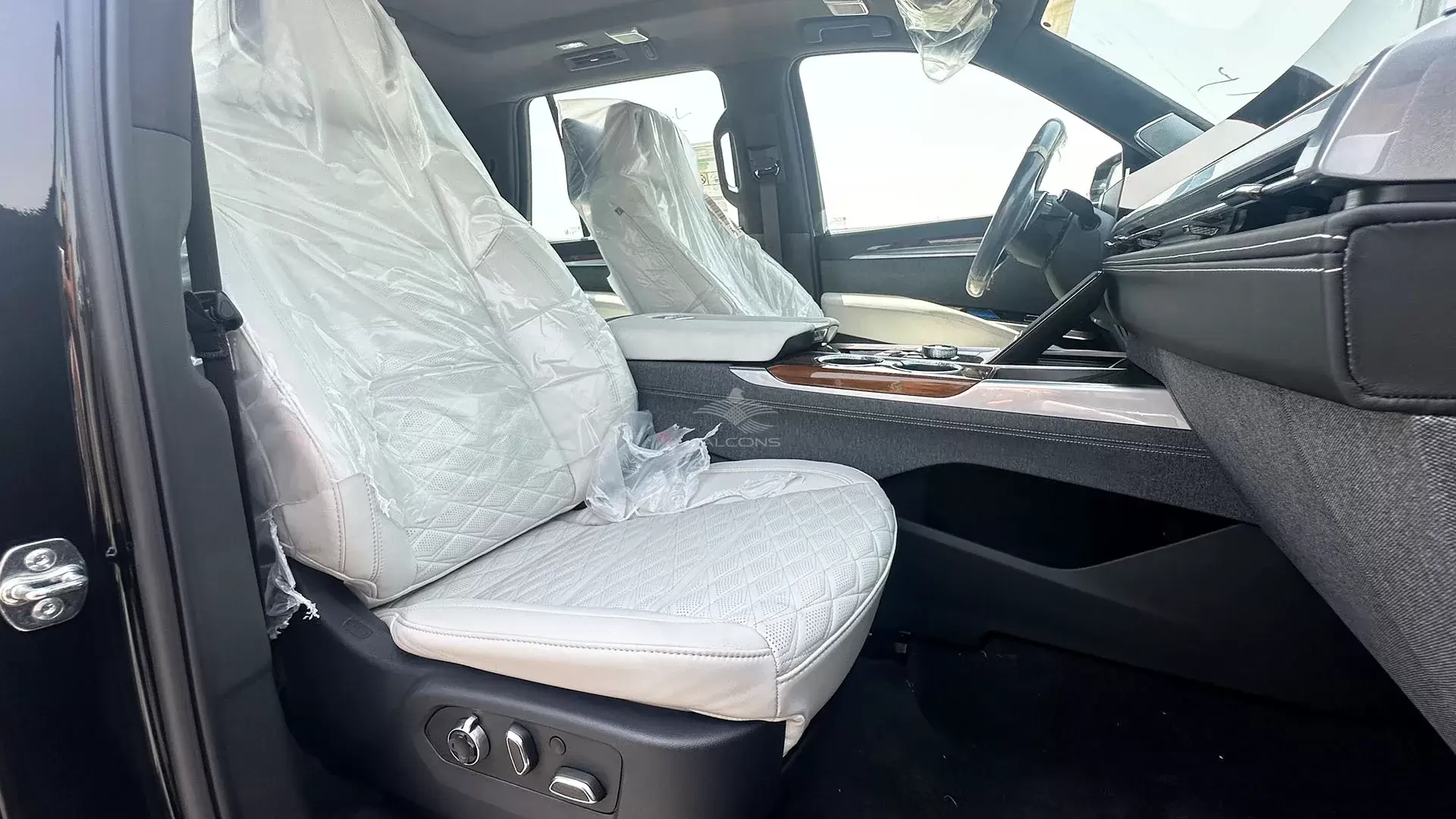 6.2L Sport Platinum 4WD AT - Image 12