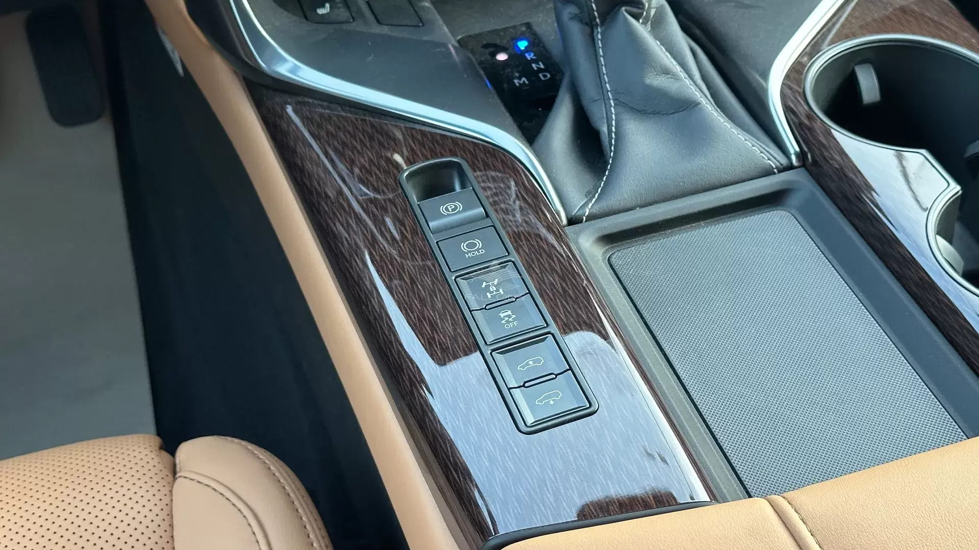 3.5L TURBO PLUS AT - Image 18