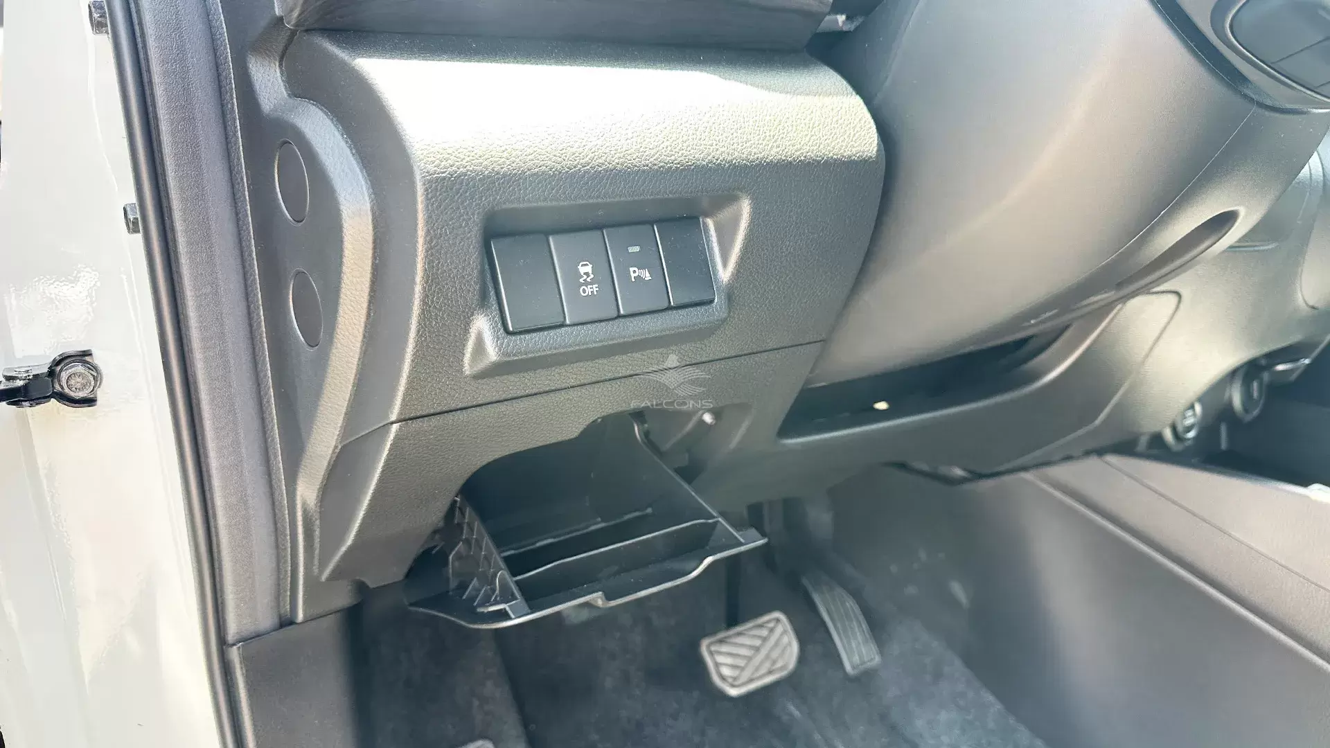 1.5L GLX AT - Image 14