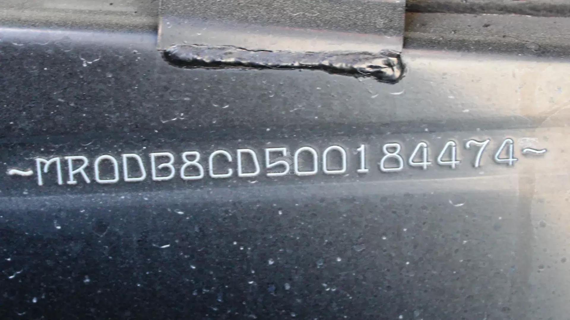 2.4L GL Diesel MID D DC 4WD MT - Image 22