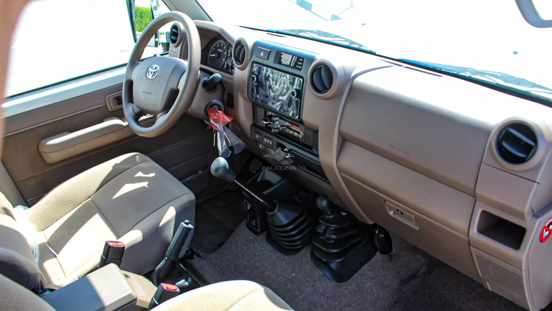 4.5L LC76 T DSL - E MT - Image 16