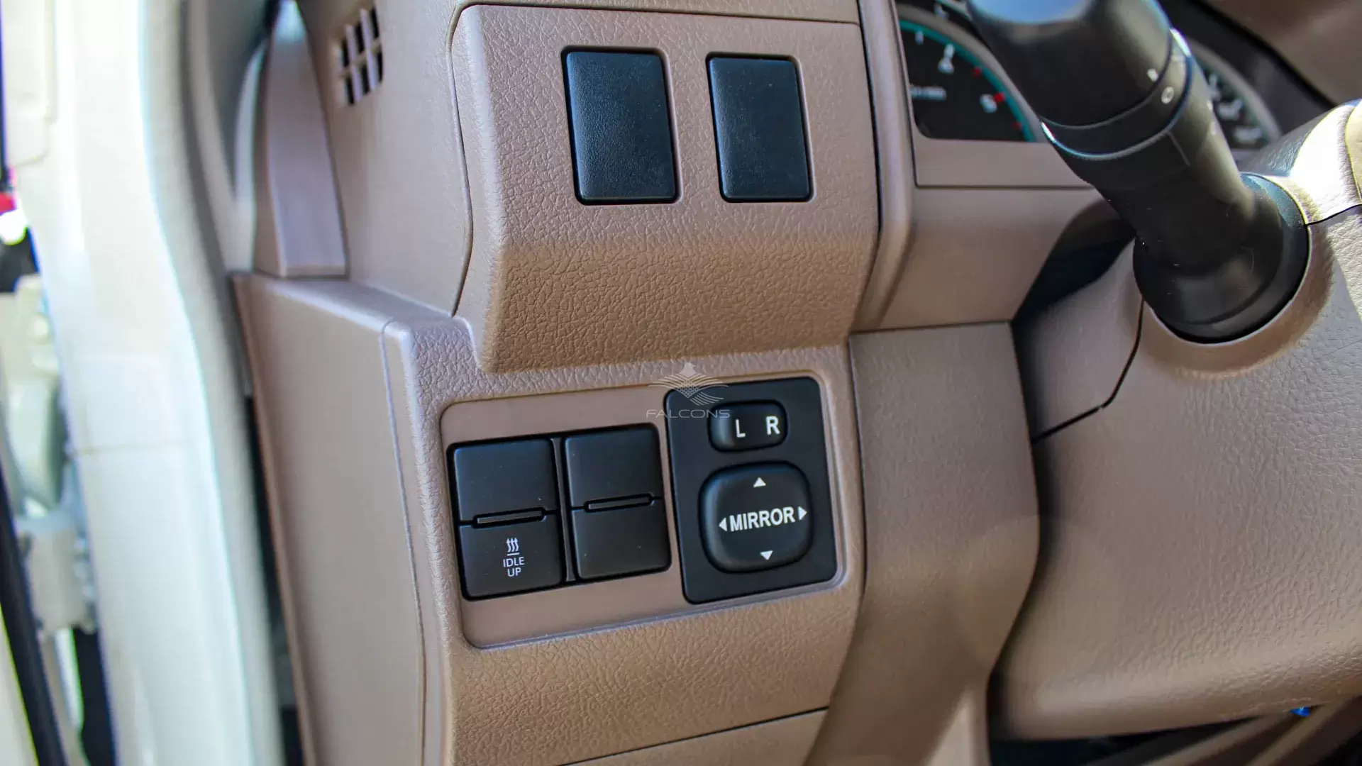 4.5L LC76 T DSL - E MT - Image 17