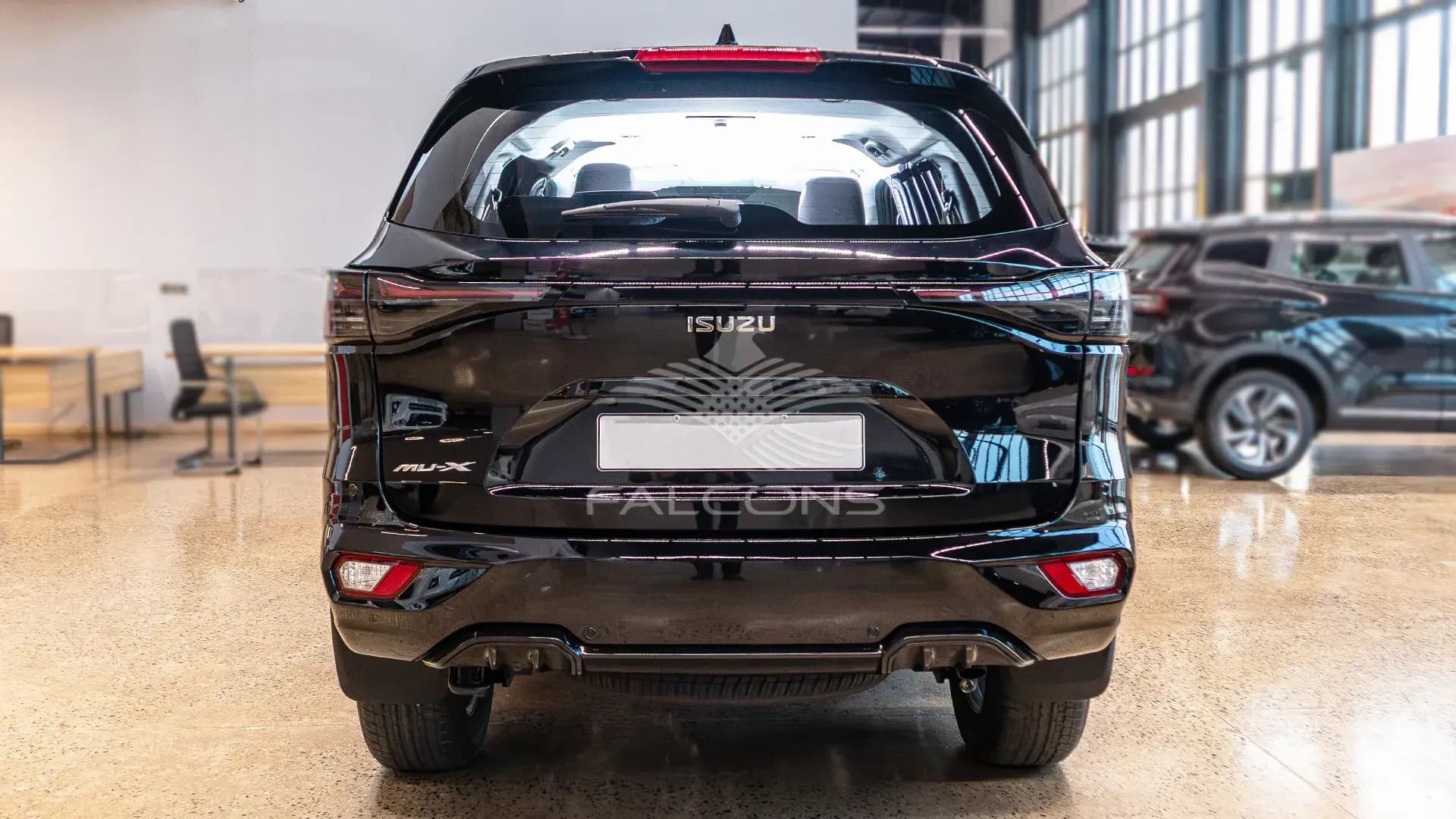 1.9L 4X4 AT RBD Full Option 7STR - Image 4